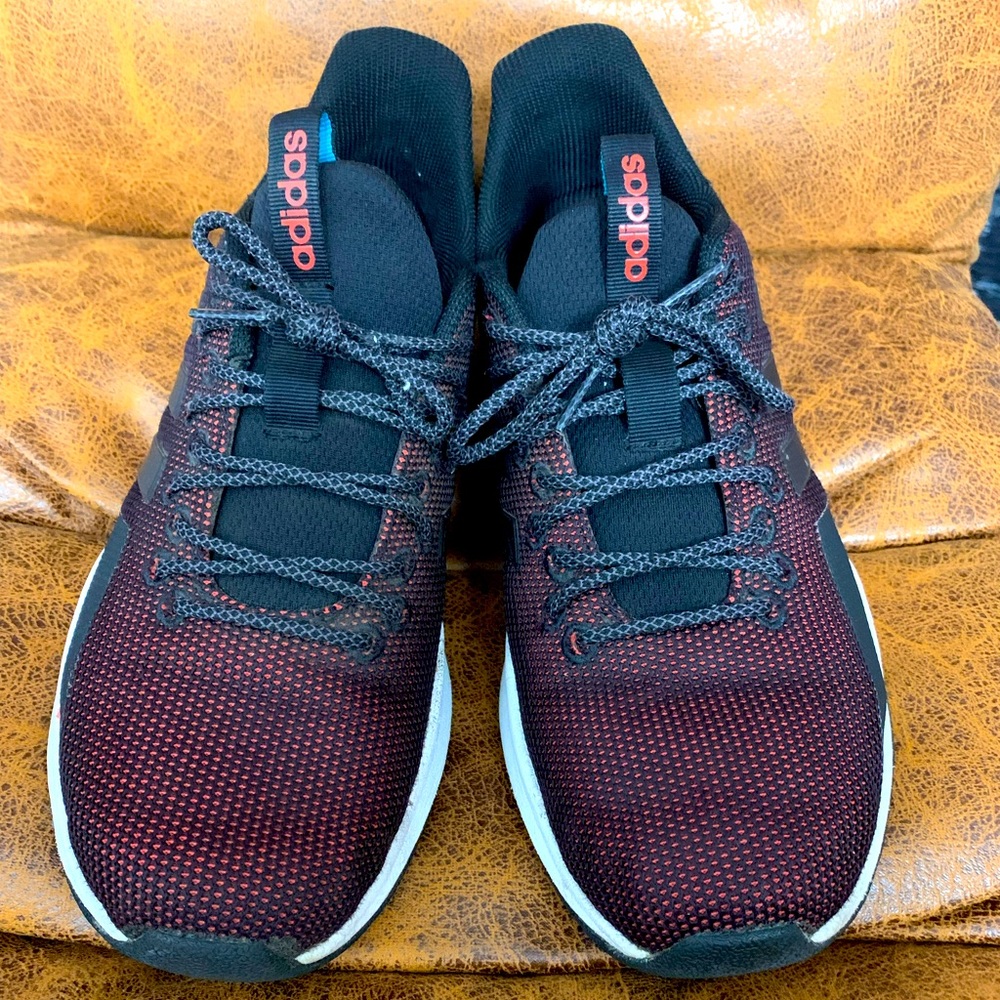 Mens shoes size 9